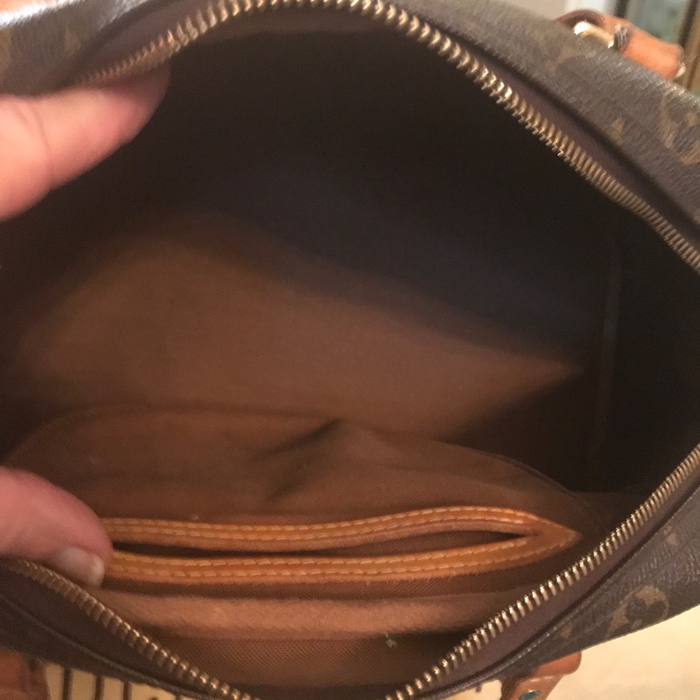SORRY SOLD Authentic Louis Vuitton Montorgueil - Picture 3 of 8